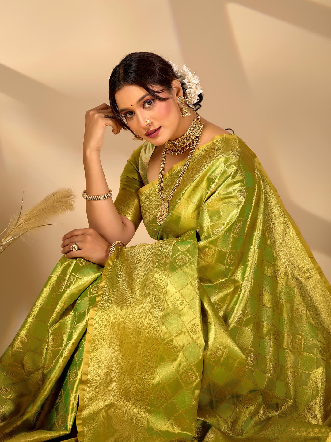 Samantha Green Gold Woven Design Premium Traditional Silk Fabric Saree With Green Unstitched Blouse Piece Featuring A Heavy Zari Border For Women Ethnic Wedding And Festive Wear