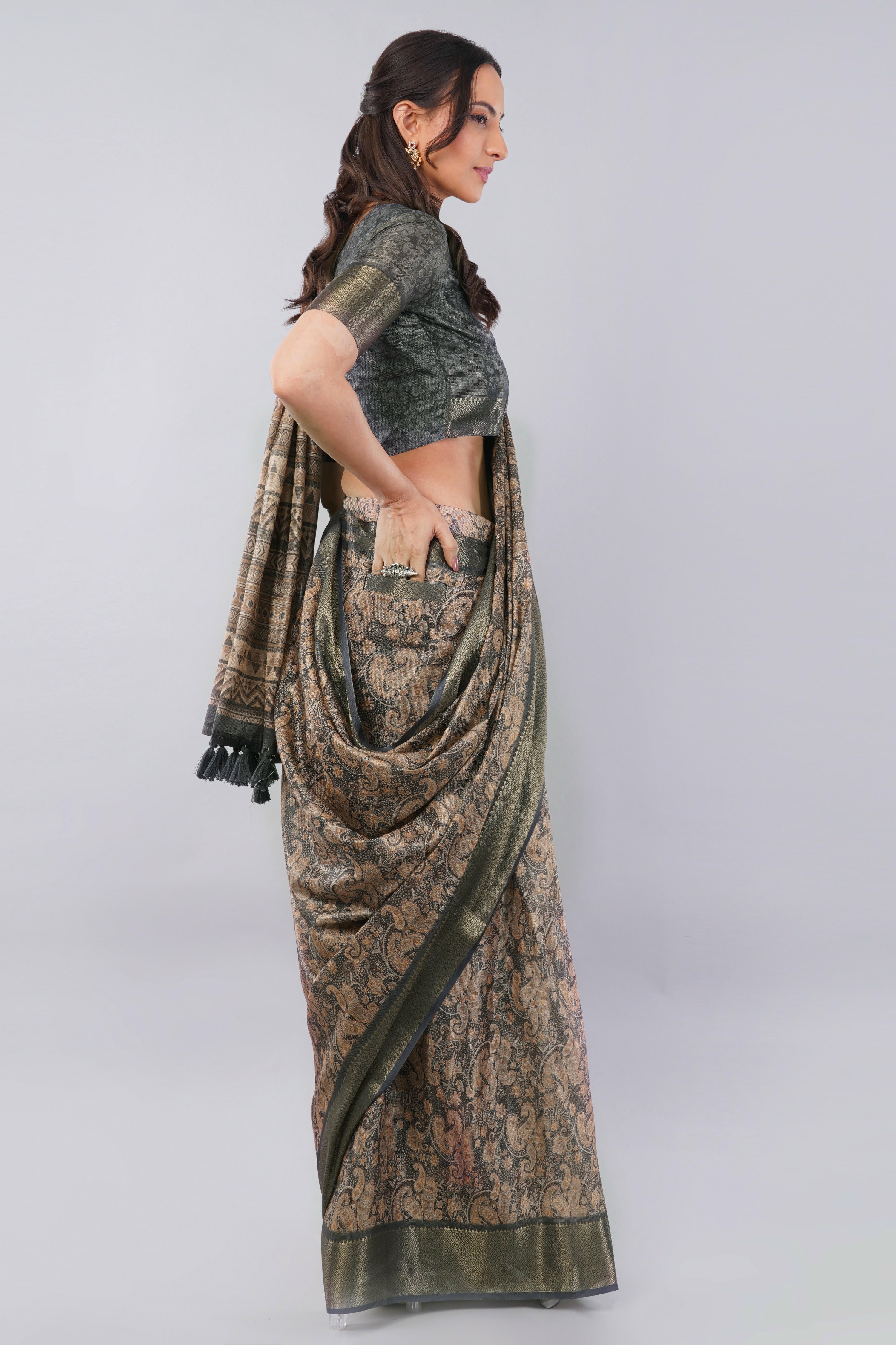 Rust & Charcoal Paisley Ready-to-Wear Saree with Pocket