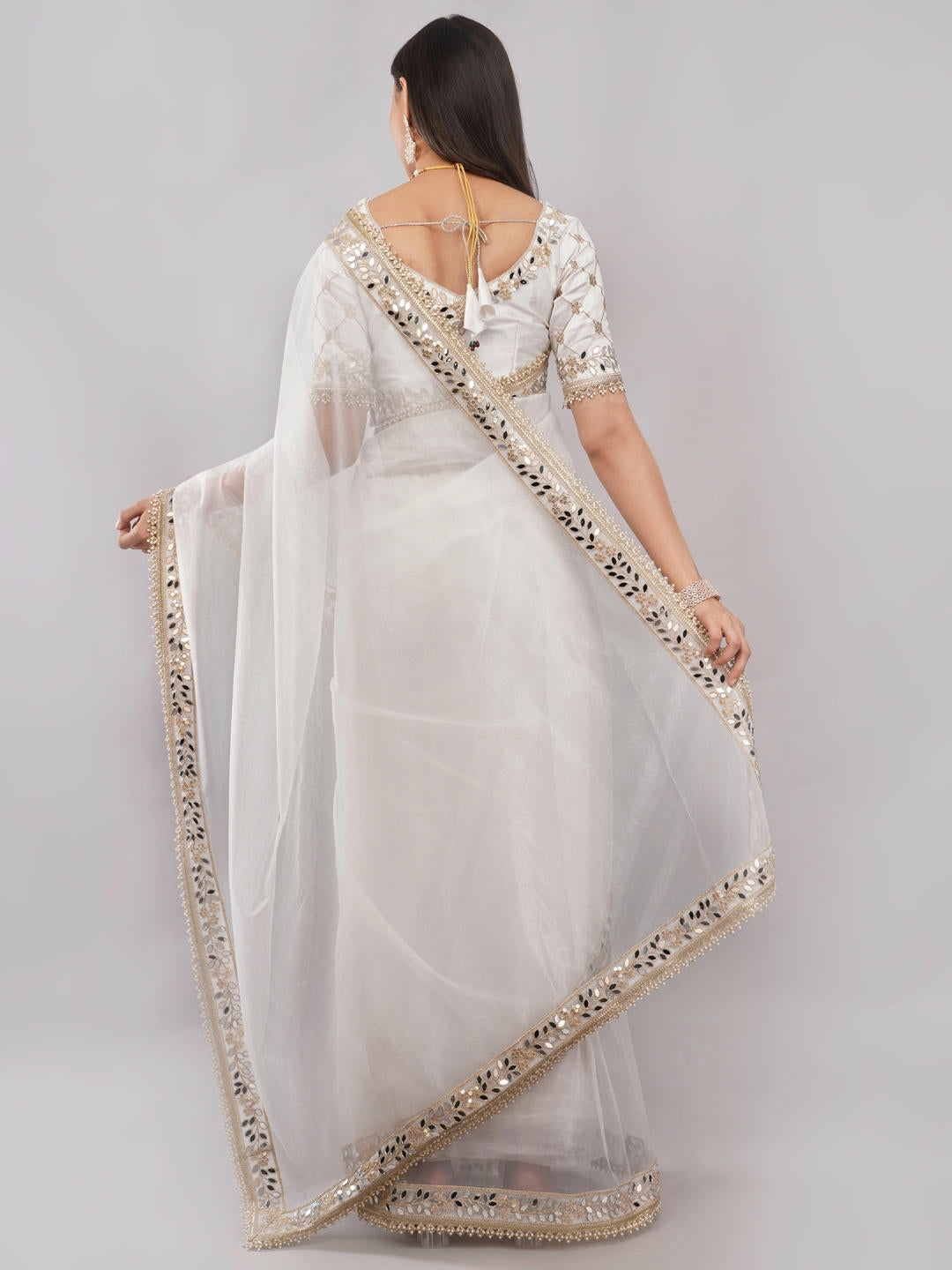 Samantha White Nettwill Net Saree With Elegant Embroidery And Unstitched Blouse Piece For Women Party Wear