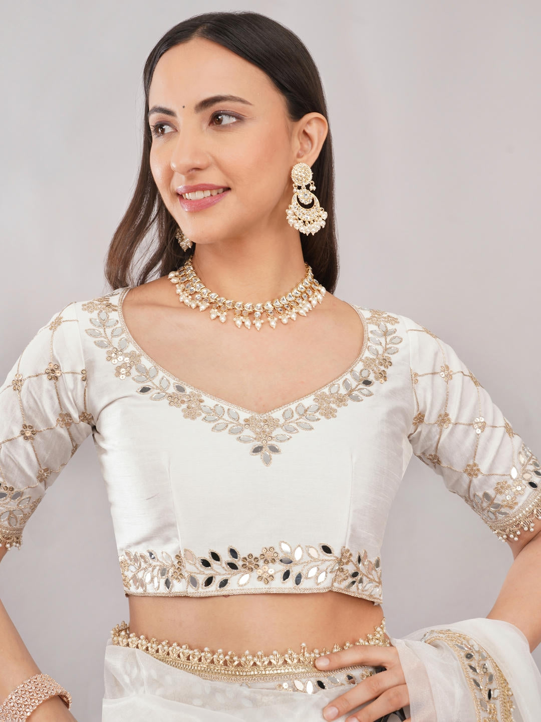Samantha White Nettwill Net Saree With Elegant Embroidery And Unstitched Blouse Piece For Women Party Wear