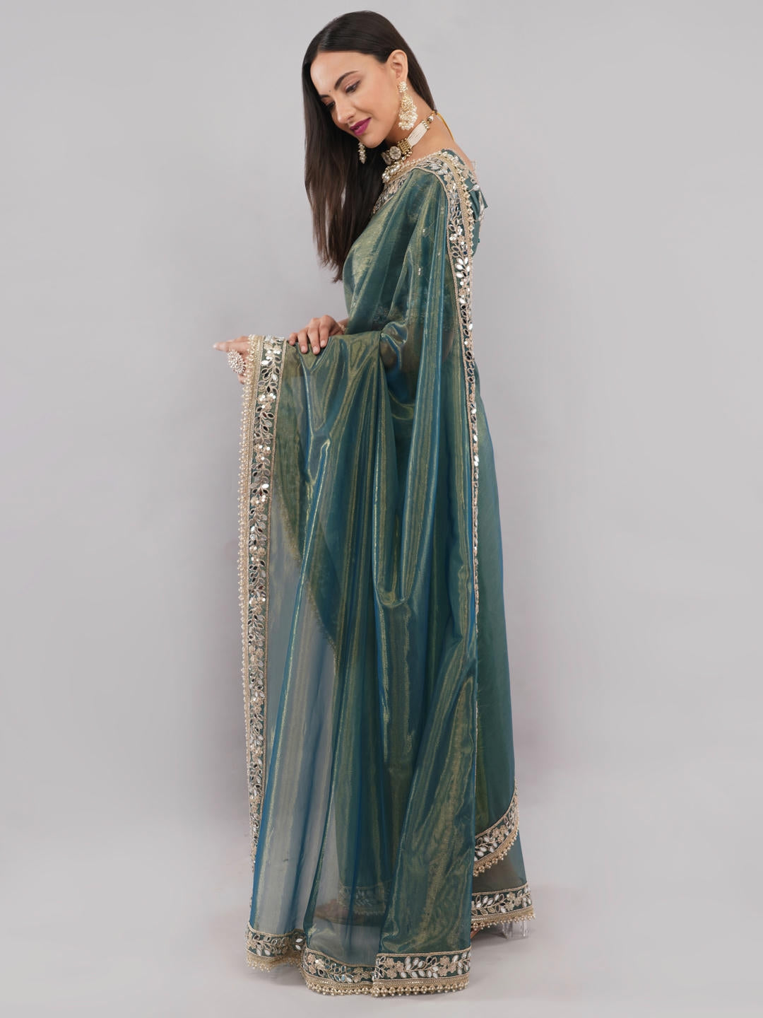 Samantha Metallic Green Nettwill Net Saree With Elegant Embroidery And Unstitched Blouse Piece For Women Party Wear