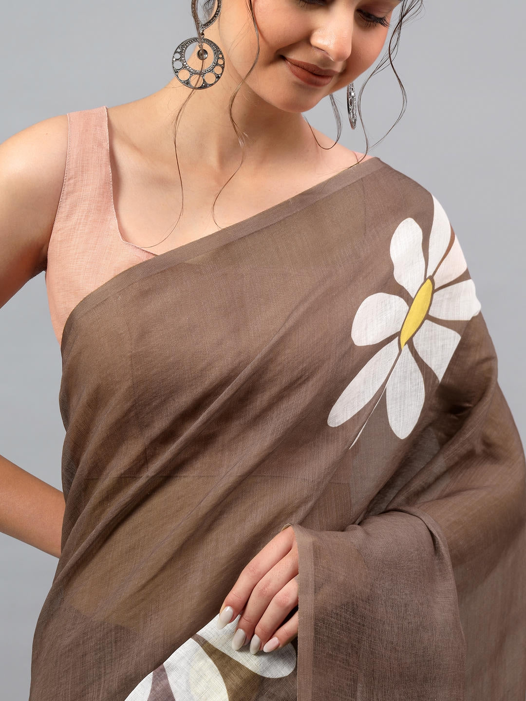 Samantha Brown Ready To Wear One Minute Linen Fabric Saree With Pre Stitched Pleats And Unstitched Blouse Piece Featuring Silver Zari Border For Women Ethnic Wear