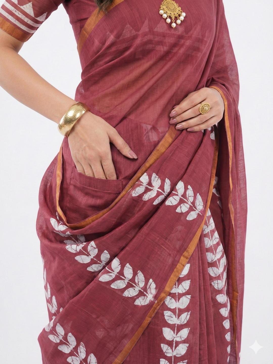 Samantha Maroon Ready To Wear One Minute Linen Fabric Saree With Pre Stitched Pleats And Unstitched Blouse Piece Featuring Gold Zari Border For Women Ethnic Wear