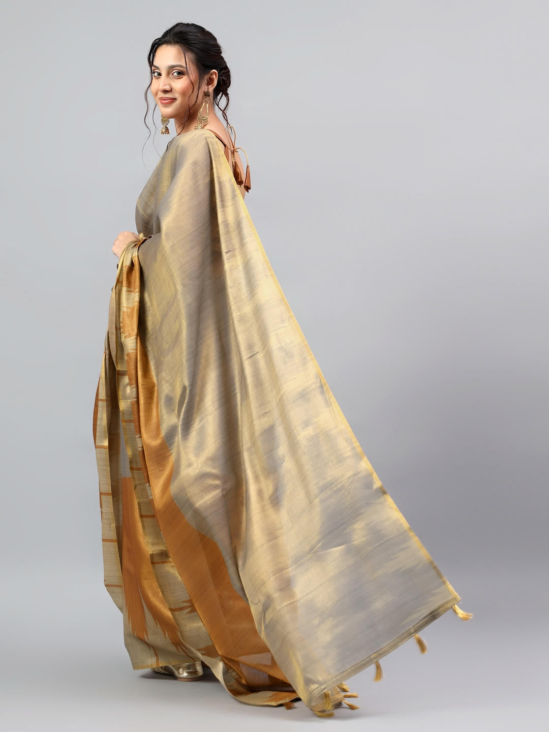 Samantha Grey And Metallic Orange Contrast Ready To Wear One Minute Polyester Erode Zari Saree With Pre Stitched Pleats, Pocket And Unstitched Blouse Piece For Women Party Wear