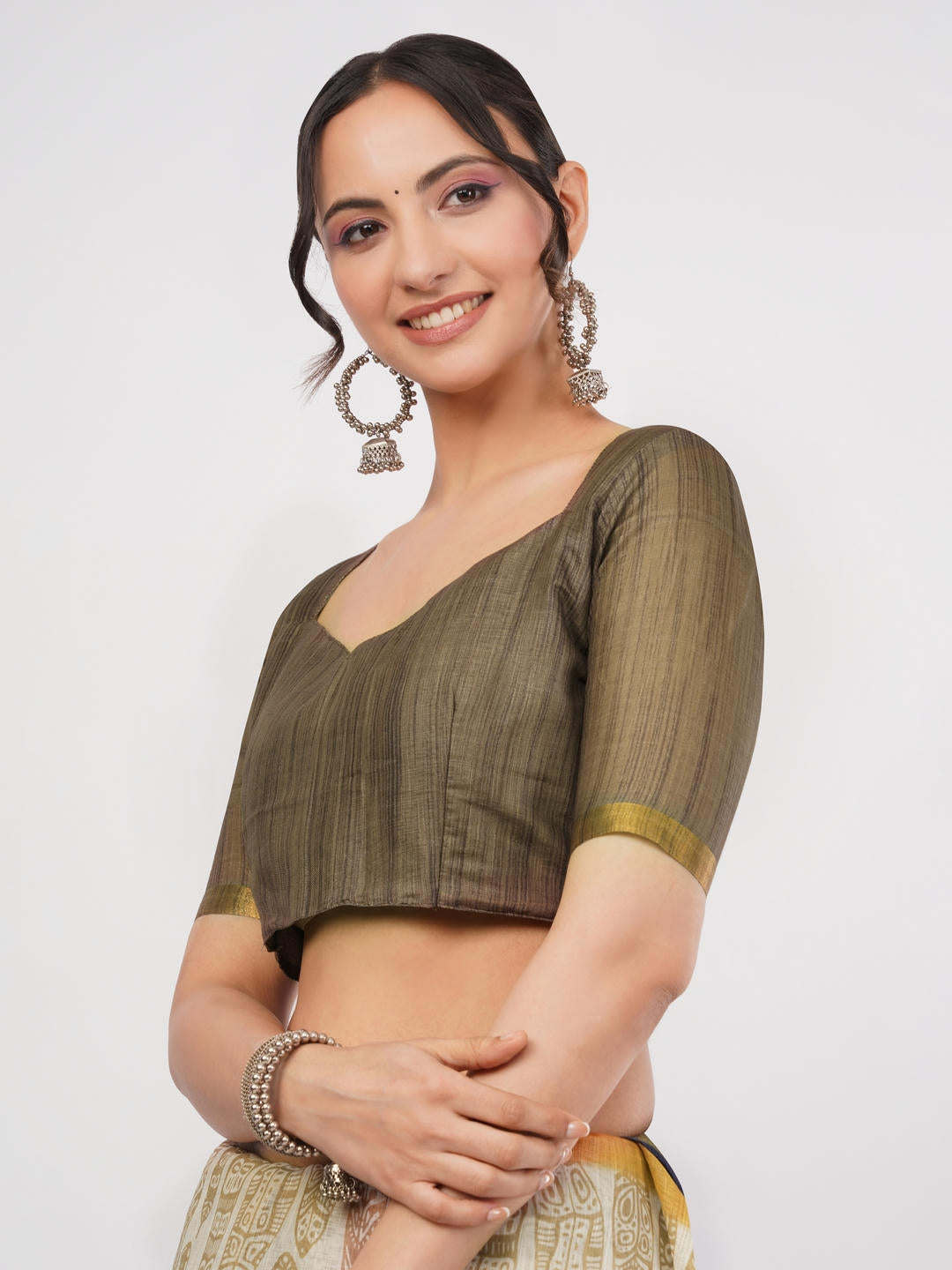 Samantha Off White Ready To Wear One Minute Linen Fabric Saree With Pre Stitched Pleats And Unstitched Blouse Piece Featuring Gold Zari Border For Women Ethnic Wear