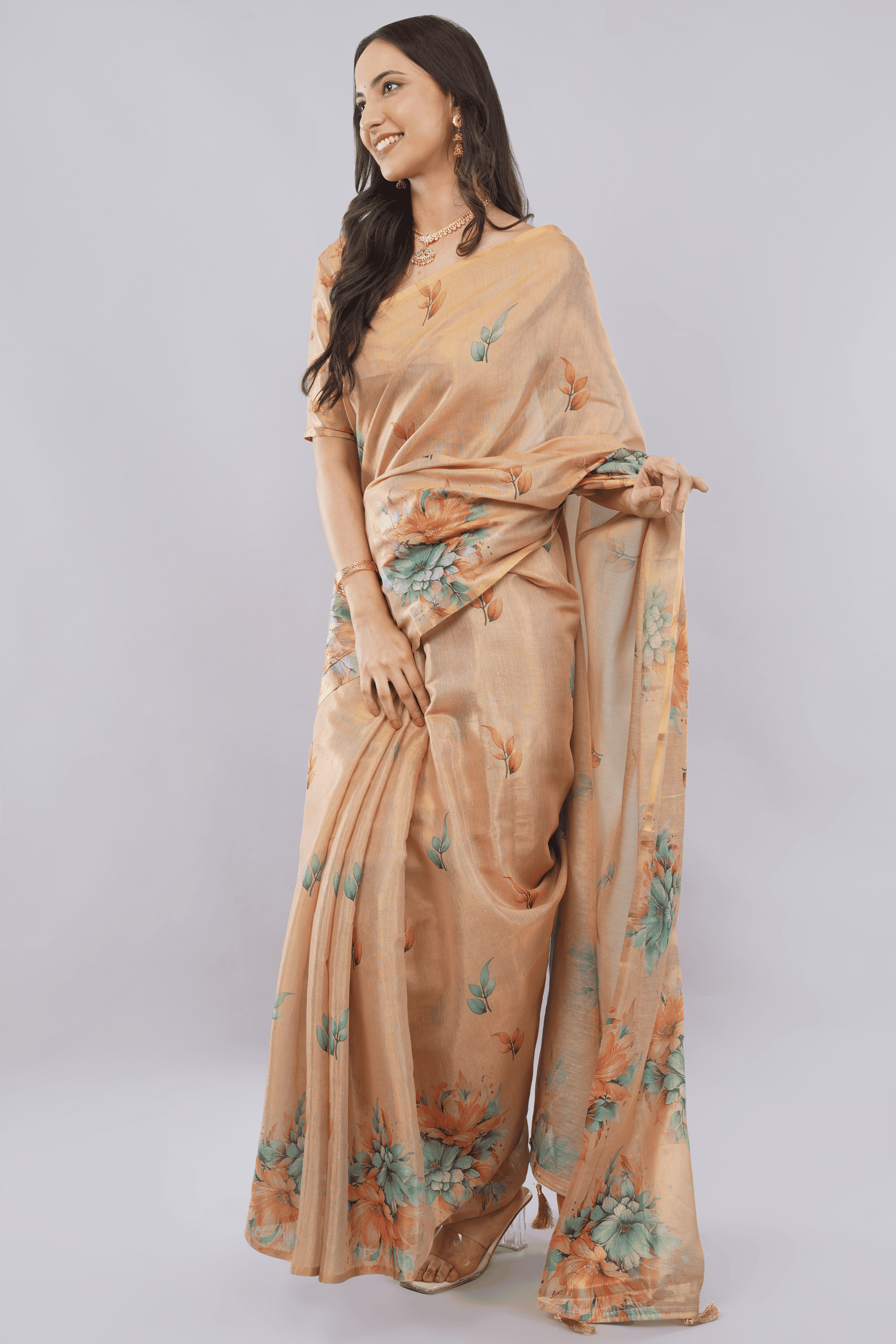 Samantha Off White Peach Rose Botanical Erode Zari Saree