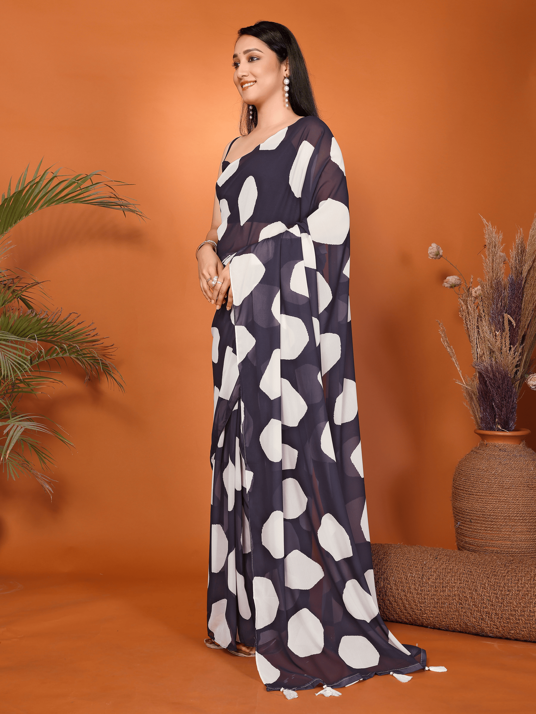 Navy Blue & White Abstract Print Ready-to-Wear Saree with Pocket and Sleeveless Blouse