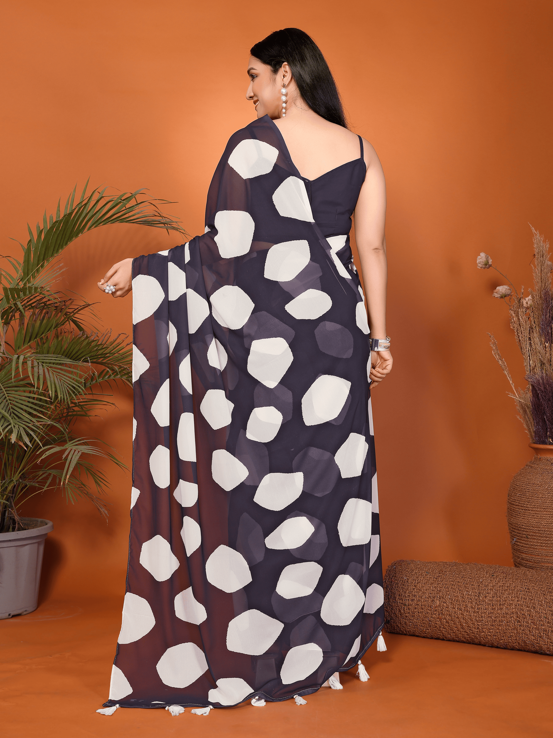Navy Blue & White Abstract Print Ready-to-Wear Saree with Pocket and Sleeveless Blouse