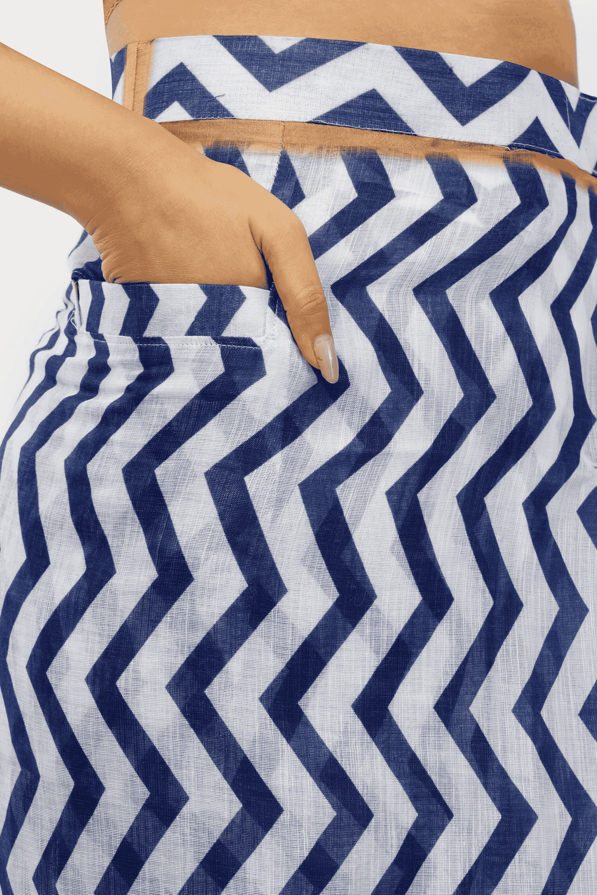 Samantha Blue & White Chevron Printed Ready-to-Wear Linen Saree with Pocket