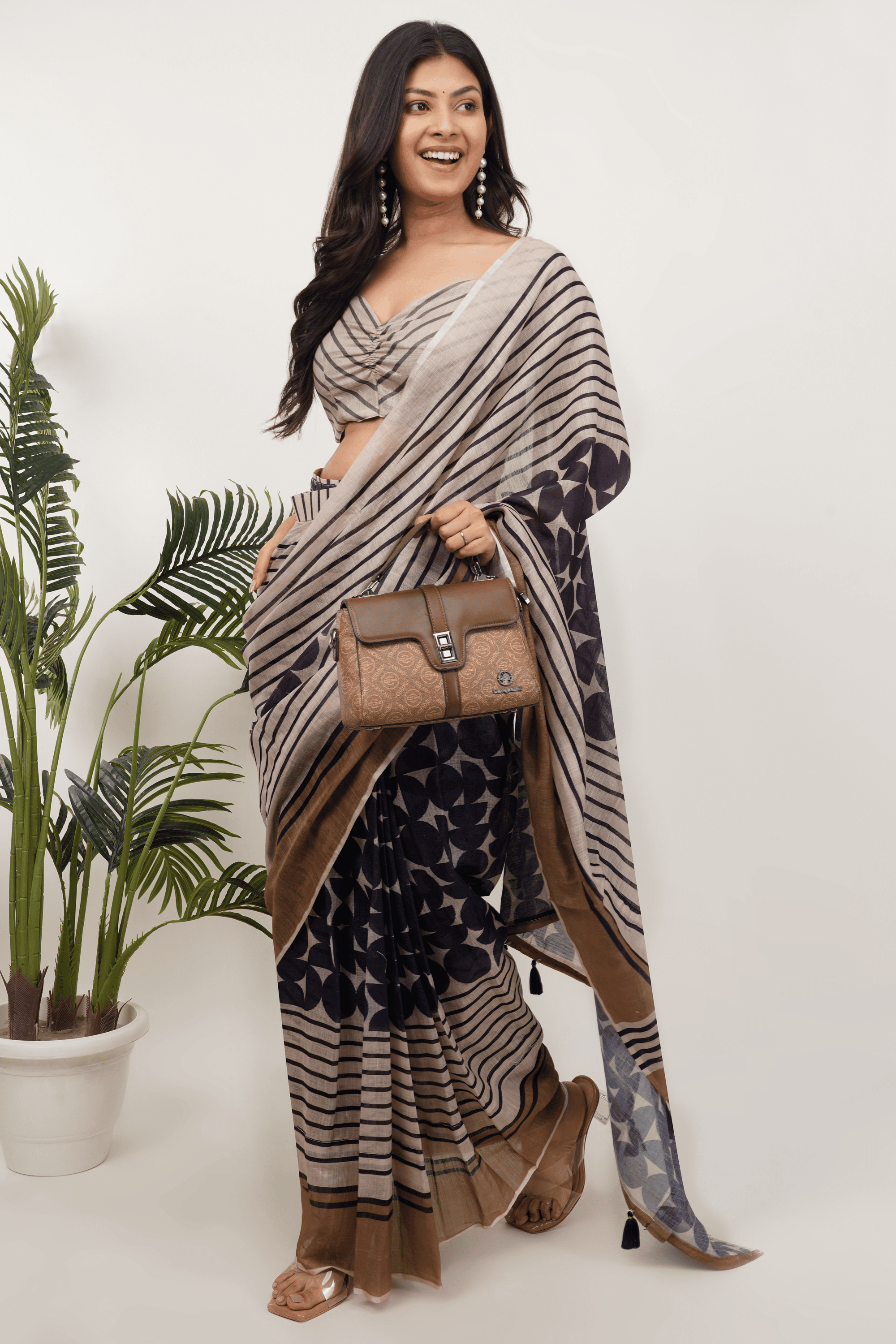 Samantha Sandalwood Beige Printed Ready-to-Wear Linen Saree with Pocket