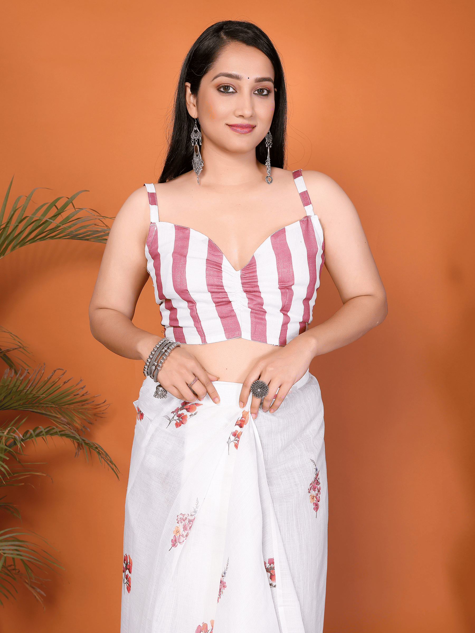 Off-White Floral Ready-to-Wear Saree with Maroon Border, Pocket and Tassels