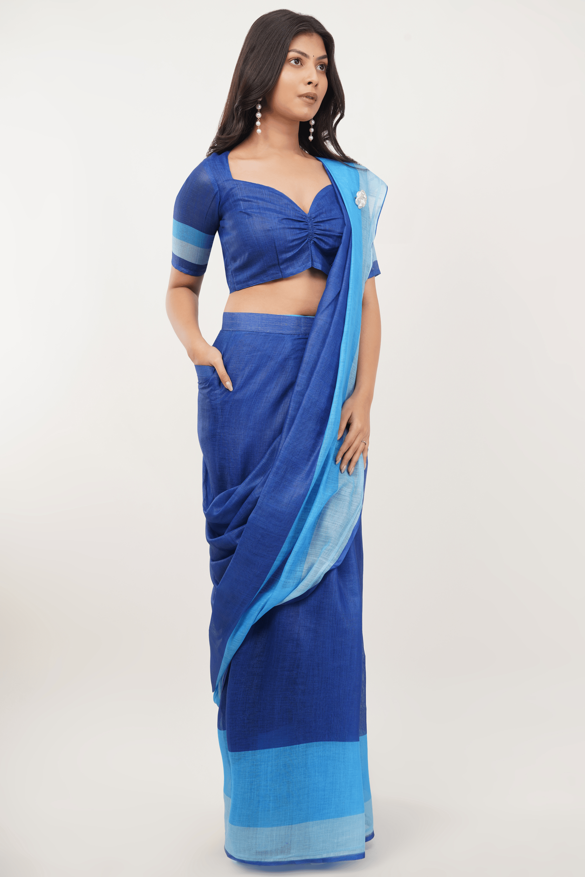 Samantha Royal Blue Color-Block Ready-to-Wear Linen Saree with Pocket