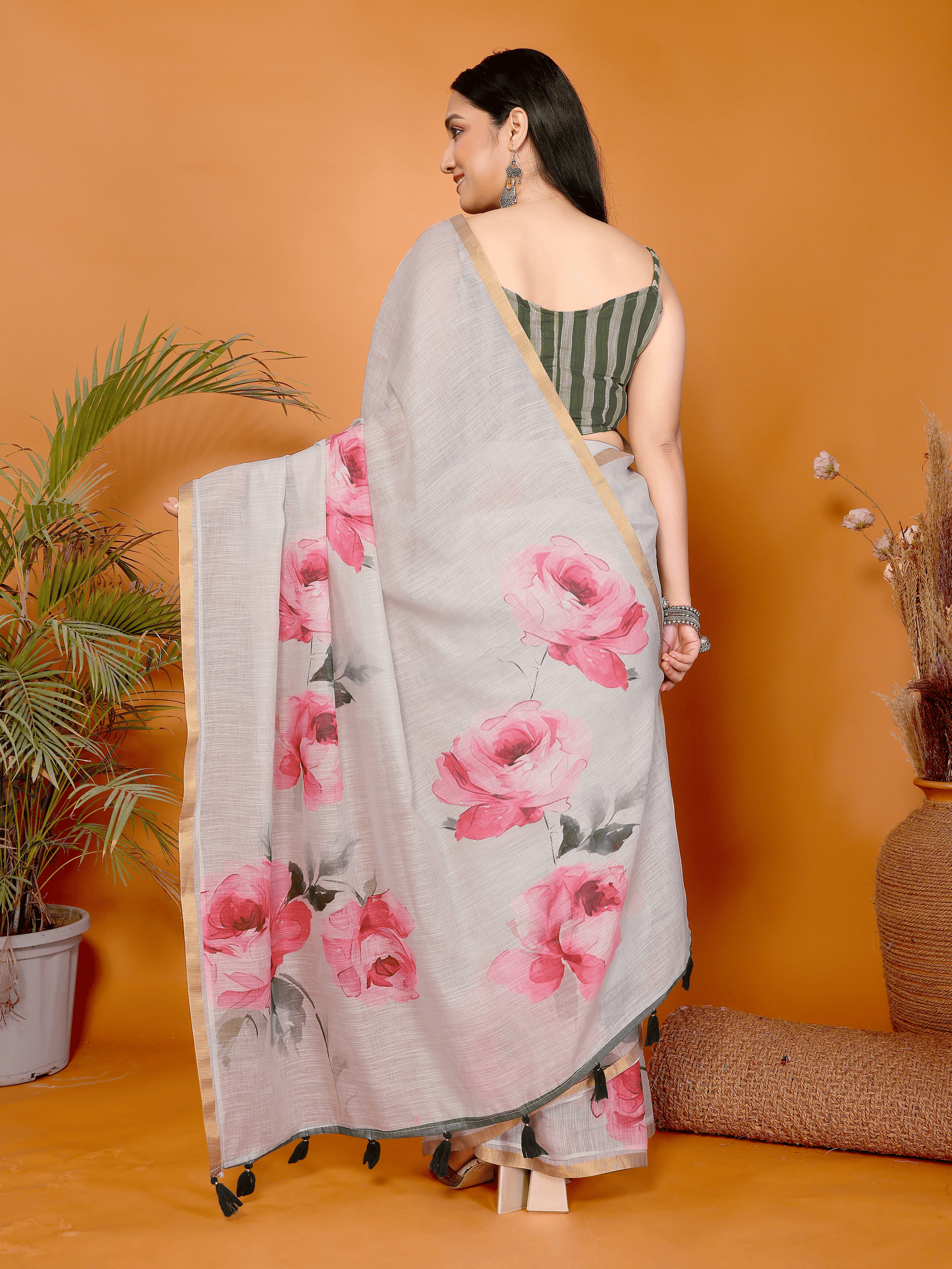 Off-White Floral Ready-to-Wear Saree with Pink Roses, Gold Border & Pocket