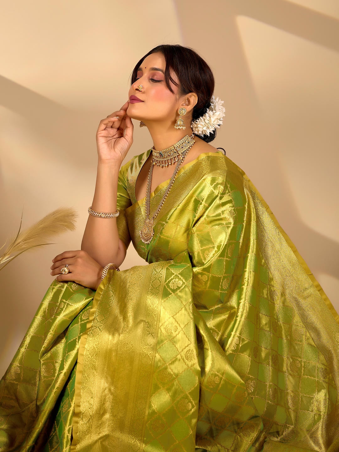 Samantha Green Gold Woven Design Premium Traditional Silk Fabric Saree With Green Unstitched Blouse Piece Featuring A Heavy Zari Border For Women Ethnic Wedding And Festive Wear
