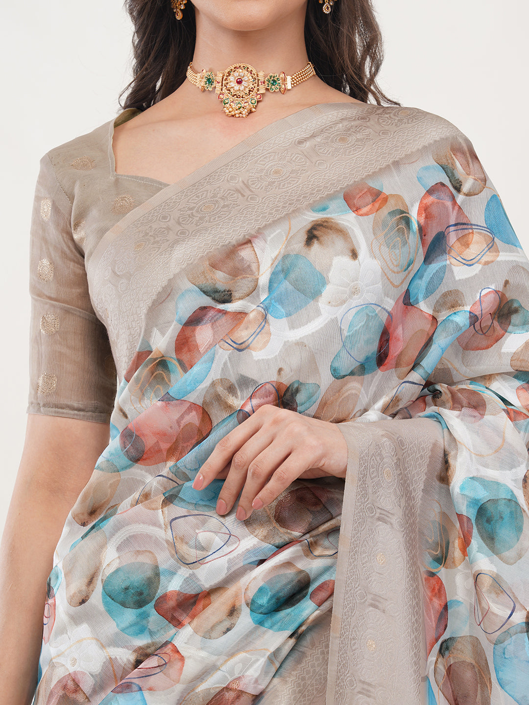Samantha Creambeige Off White Floral Printed Chanderi Saree with Zari Pallu
