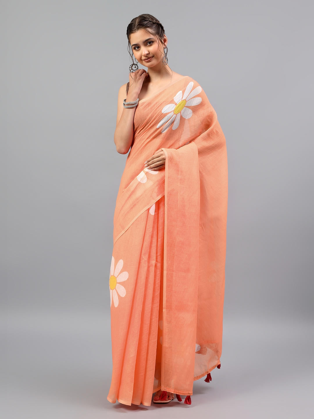 Samantha Peach Art Linen Saree | Bold Daisy Floral Print