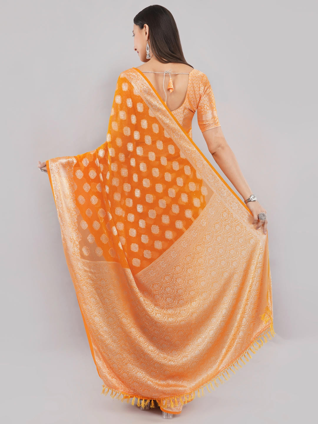 Samantha Bright Orange And White Abstract Geometric Printed Georgette Saree With Unstitched Blouse Piece For Women Casual Wear
