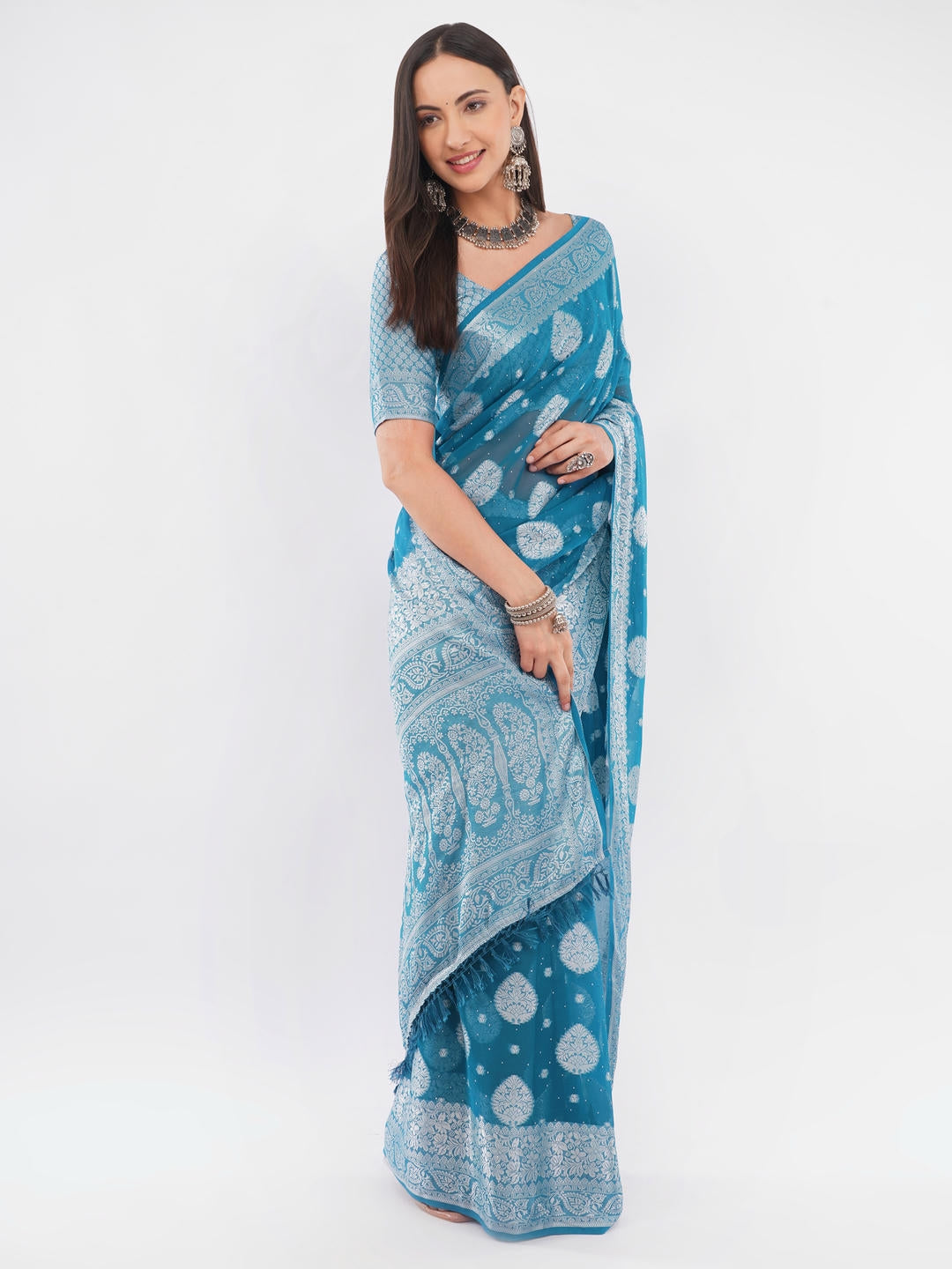 Samantha Rama Green And White Abstract Geometric Printed Georgette Saree With Unstitched Blouse Piece For Women Casual Wear