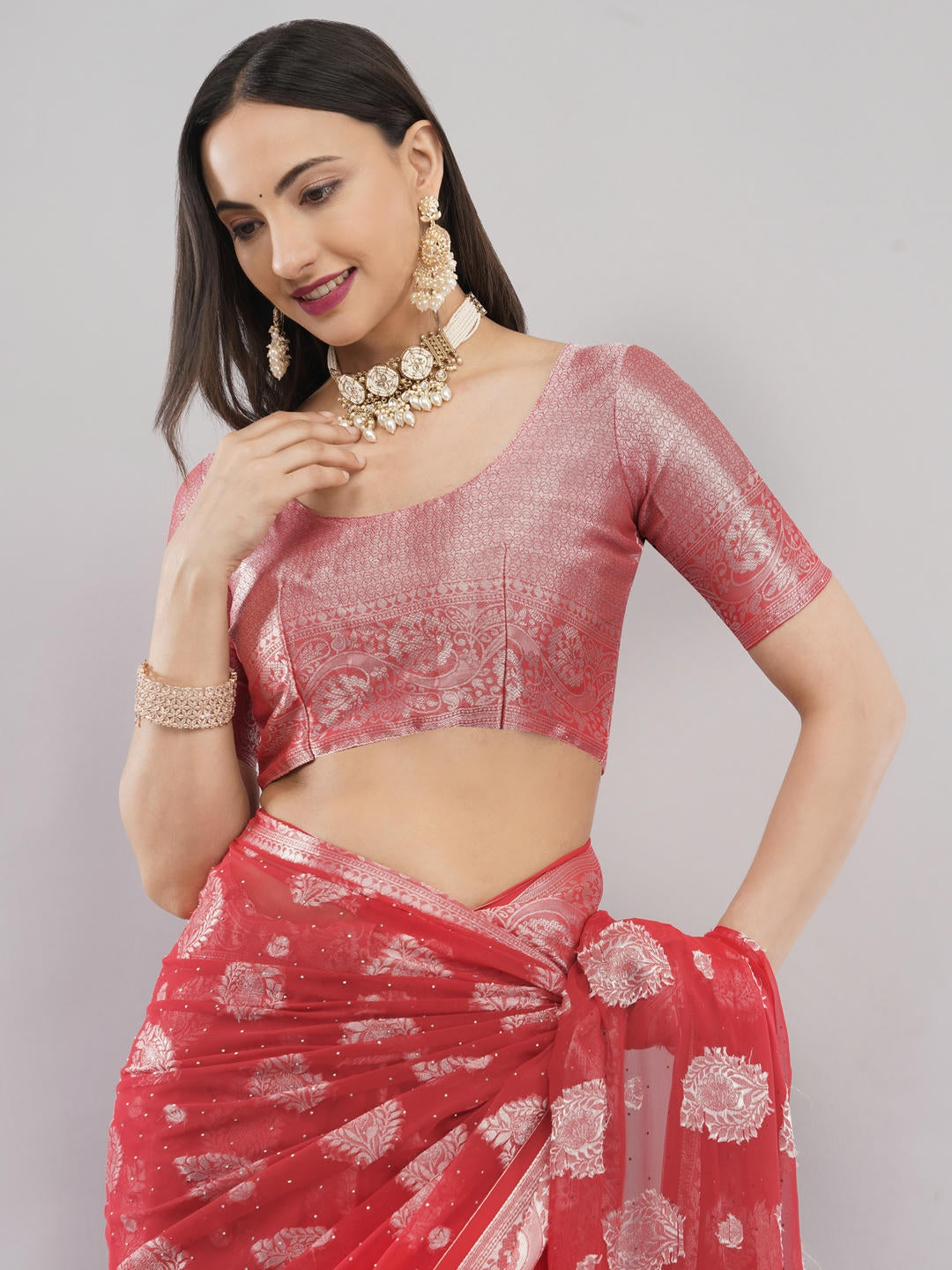 Samantha Red And White Abstract Geometric Printed Georgette Saree With Unstitched Blouse Piece For Women Casual Wear
