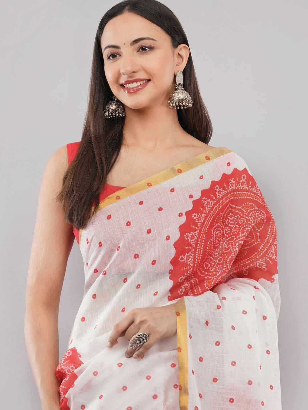 Samantha White And Red Bandhani Mandala Printed Linen Fabric Saree With Unstitched Blouse Piece For Women Daily Wear